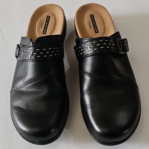 Black Slip-On Mule Shoes